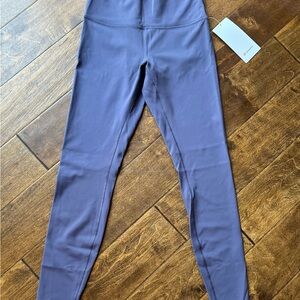 Lulu Lemon Wunder Train 28’ Legging